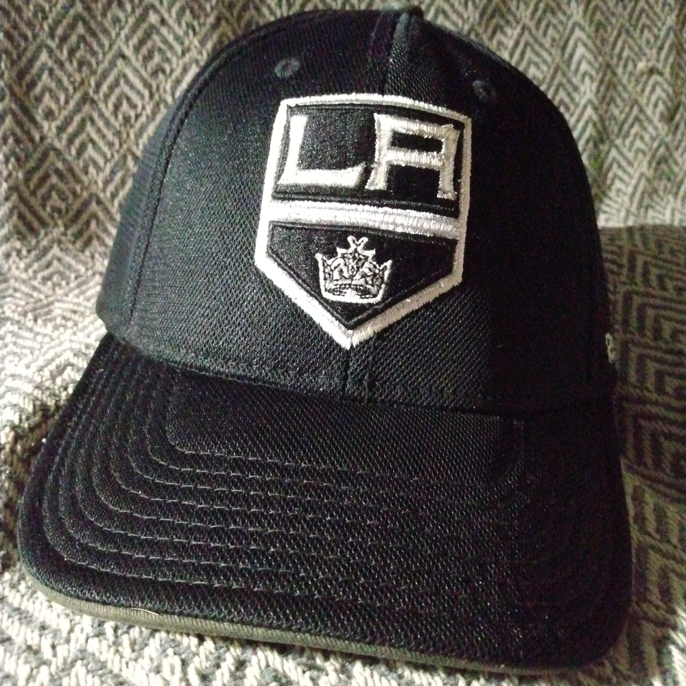Black LA Kings Reebok Flexfit Cap